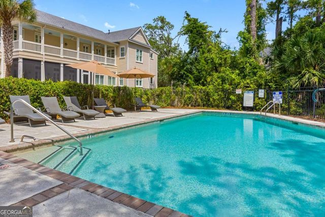 9 Turnbull Lane, Savannah, GA 31410