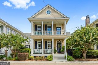 9 Turnbull Lane, Savannah, GA 31410