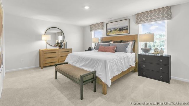 90 Discovery Way, Spring Lake, NC 28390