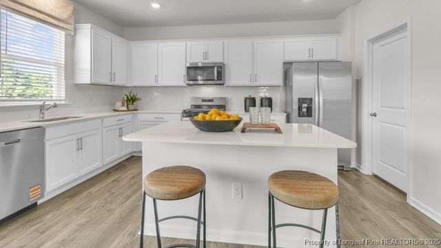 90 Discovery Way, Spring Lake, NC 28390