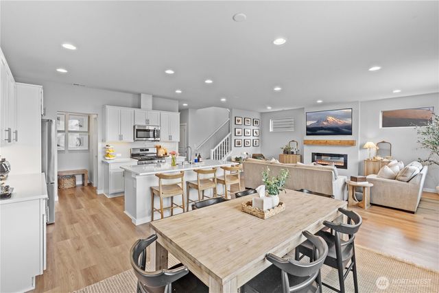 342 S Spruce Street, Buckley, WA 98321