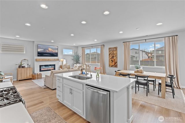 342 S Spruce Street, Buckley, WA 98321