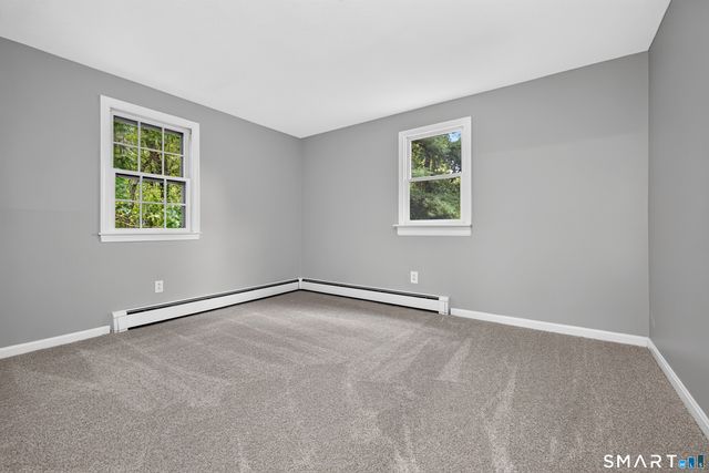 13 Greentree Drive, East Lyme, CT 06333