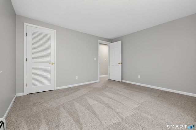 13 Greentree Drive, East Lyme, CT 06333