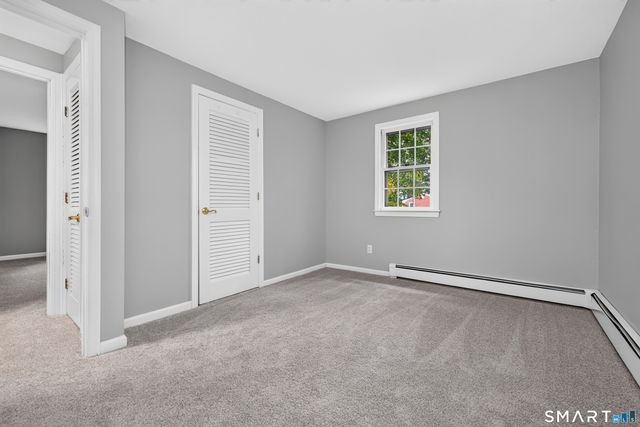 13 Greentree Drive, East Lyme, CT 06333