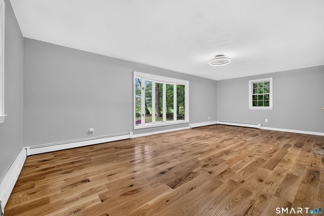 13 Greentree Drive, East Lyme, CT 06333
