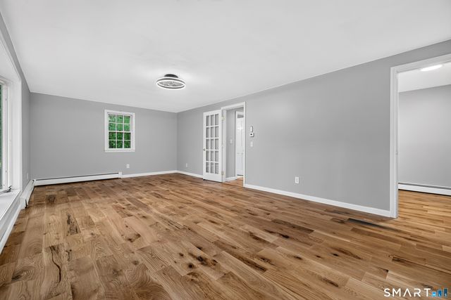 13 Greentree Drive, East Lyme, CT 06333