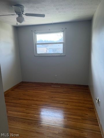 2111 Indiana Street, Parkersburg, WV 26101