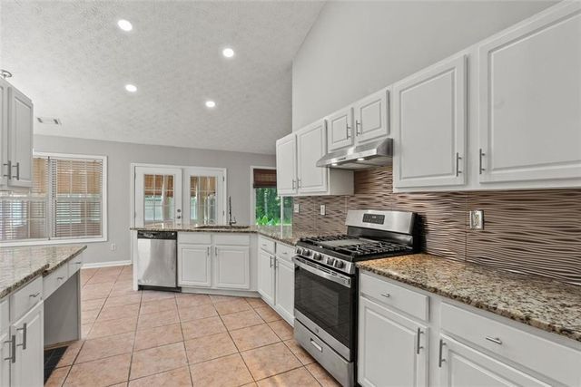 340 Windsor Brook Lane, Lawrenceville, GA 30045