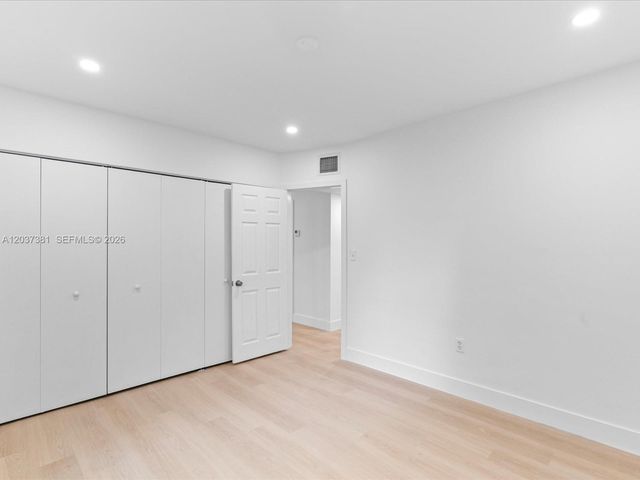 5625 SW 80th Street 113B, Miami, FL 33143