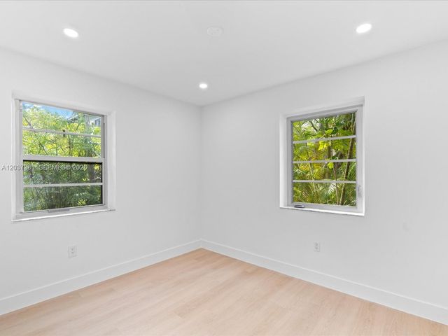 5625 SW 80th Street 113B, Miami, FL 33143