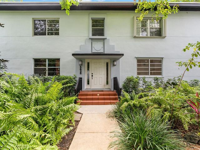 5625 SW 80th Street 113B, Miami, FL 33143