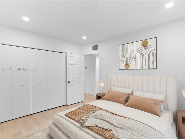 5625 SW 80th Street 113B, Miami, FL 33143