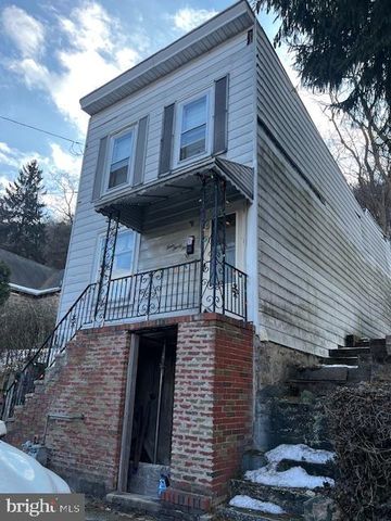 435 HOTEL ST, Pottsville, PA 17901