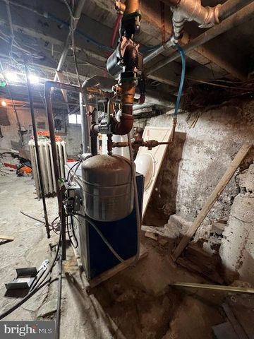 435 HOTEL ST, Pottsville, PA 17901