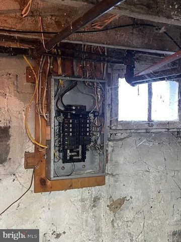 435 HOTEL ST, Pottsville, PA 17901