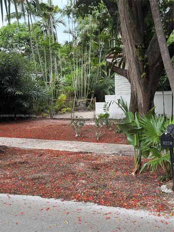 6230 SW 49th Street 1, Miami, FL 33155