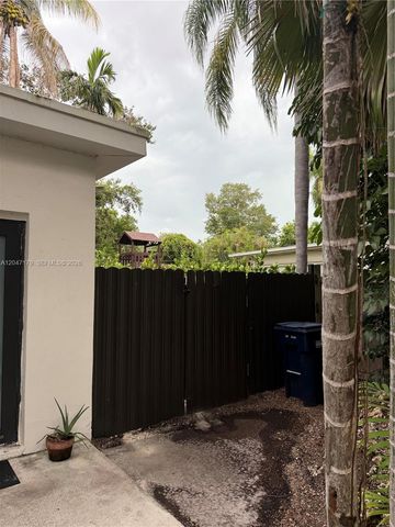 6230 SW 49th Street 1, Miami, FL 33155