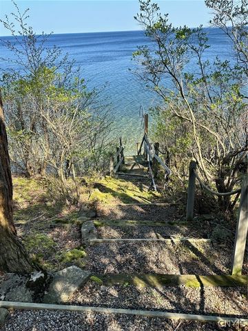 14725 Lower Hovey Tract Road, Henderson, NY 13650