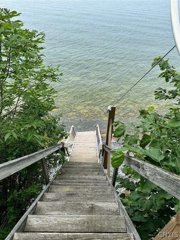 14725 Lower Hovey Tract Road, Henderson, NY 13650