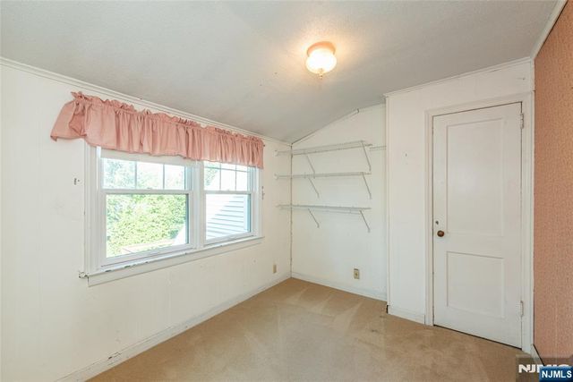 42 Valley View Terrace, Wayne, NJ 07470