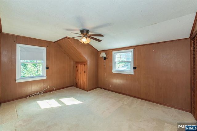 42 Valley View Terrace, Wayne, NJ 07470