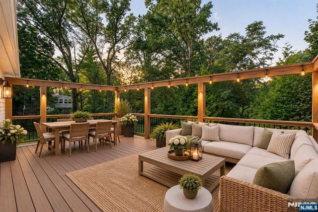 42 Valley View Terrace, Wayne, NJ 07470