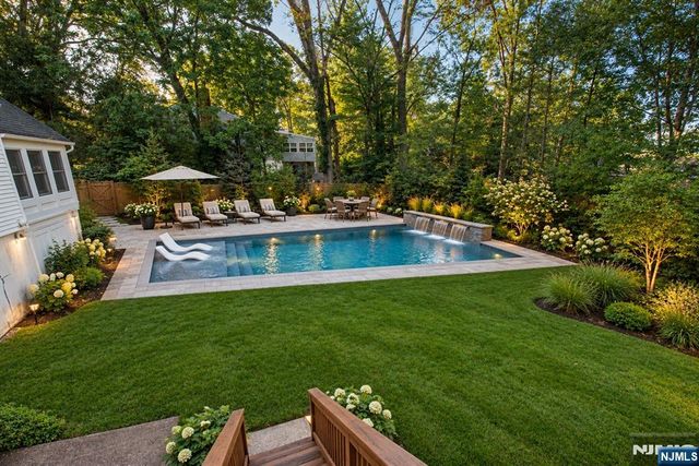 42 Valley View Terrace, Wayne, NJ 07470