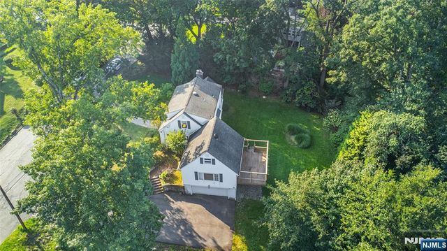 42 Valley View Terrace, Wayne, NJ 07470