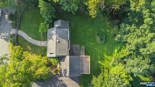42 Valley View Terrace, Wayne, NJ 07470