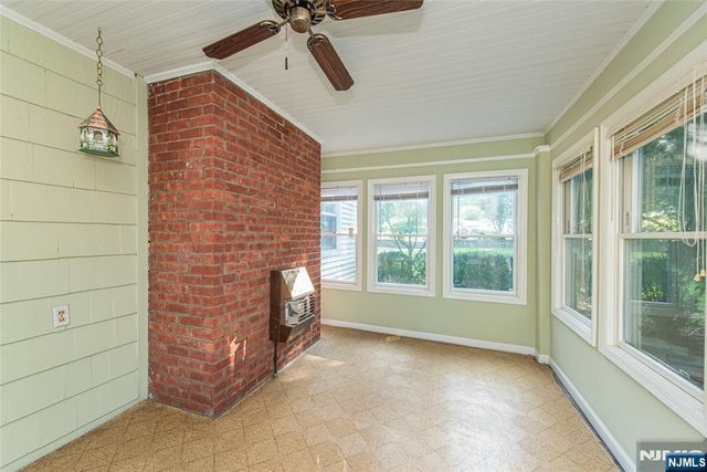 42 Valley View Terrace, Wayne, NJ 07470