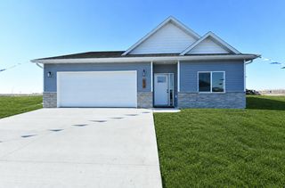 7030 65 Street S, Horace, ND 58047
