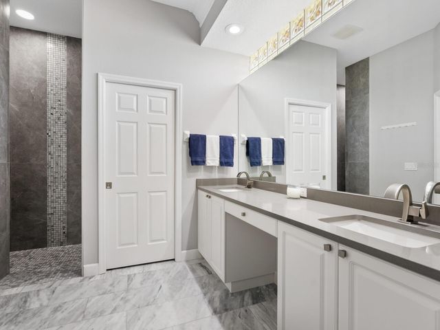 5237 97TH STREET E, Bradenton, FL 34211