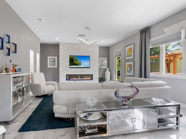 5237 97TH STREET E, Bradenton, FL 34211