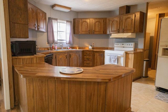 5159 Red Oak Road, Cottageville, SC 29435