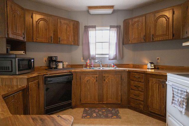 5159 Red Oak Road, Cottageville, SC 29435