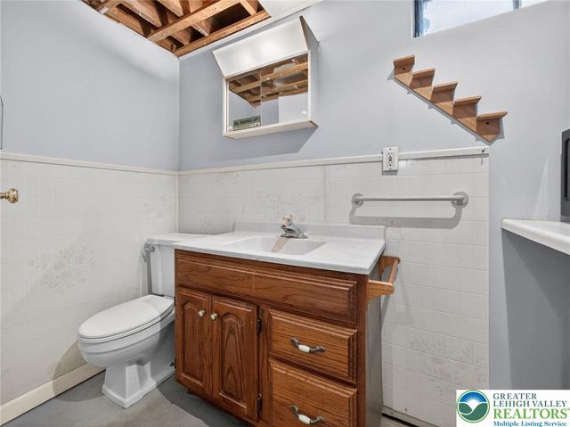 410 South West Street, Allentown City, PA 18102