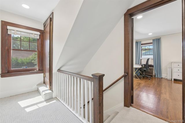 206 Glenmore Street, East Williston, NY 11596