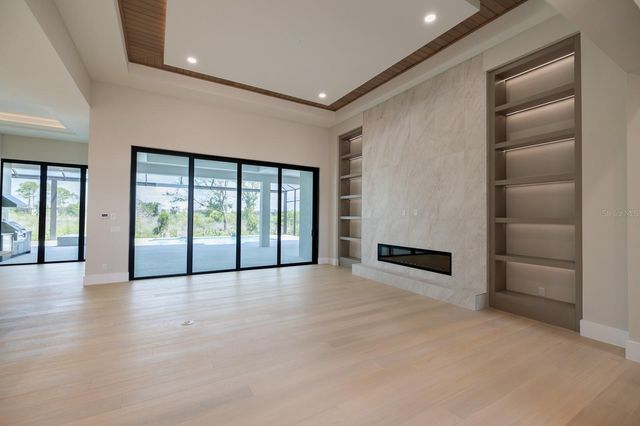 1075 BLUE SHELL LOOP, Sarasota, FL 34240
