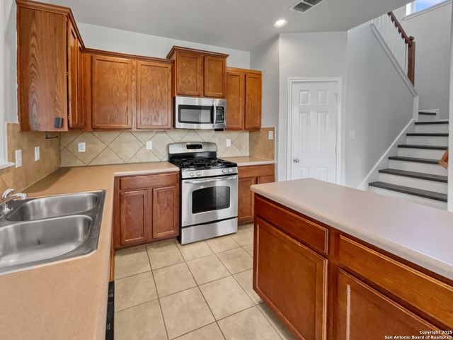 183 Katherine Way, San Antonio, TX 78253