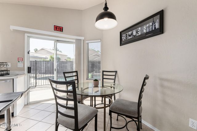 921 E FOLLEY Street, Chandler, AZ 85225