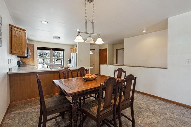 1016 WILDWOOD DRIVE, Stevens Point, WI 54482