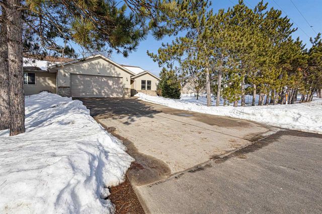 1016 WILDWOOD DRIVE, Stevens Point, WI 54482