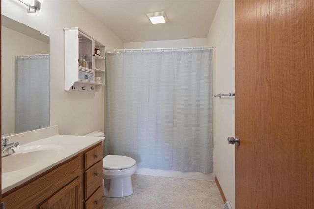 1016 WILDWOOD DRIVE, Stevens Point, WI 54482