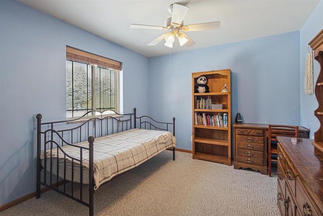 1016 WILDWOOD DRIVE, Stevens Point, WI 54482