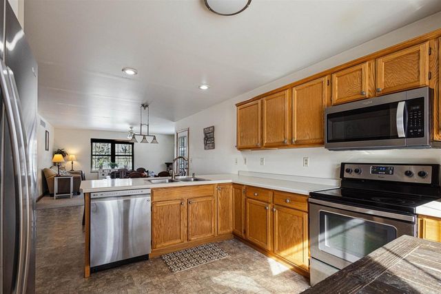 1016 WILDWOOD DRIVE, Stevens Point, WI 54482