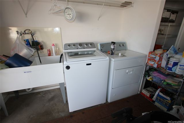 1907 Coyne Street Studio, Honolulu, HI 96826