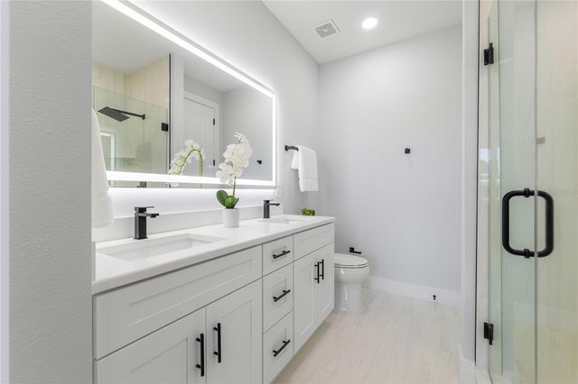 2608 W SAINT JOSEPH STREET 2, Tampa, FL 33607