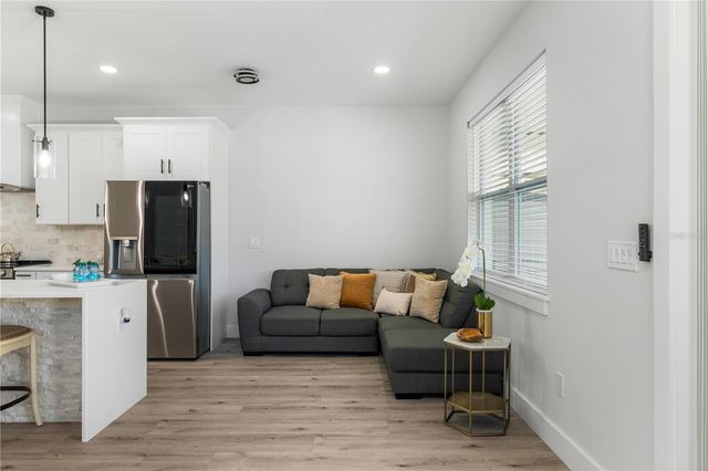 2608 W SAINT JOSEPH STREET 2, Tampa, FL 33607