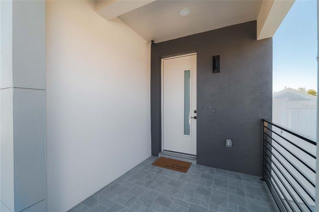 2608 W SAINT JOSEPH STREET 2, Tampa, FL 33607